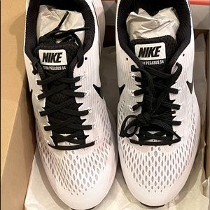 Nike Air Zoom Pegasus 34 TB - size Men’s 9